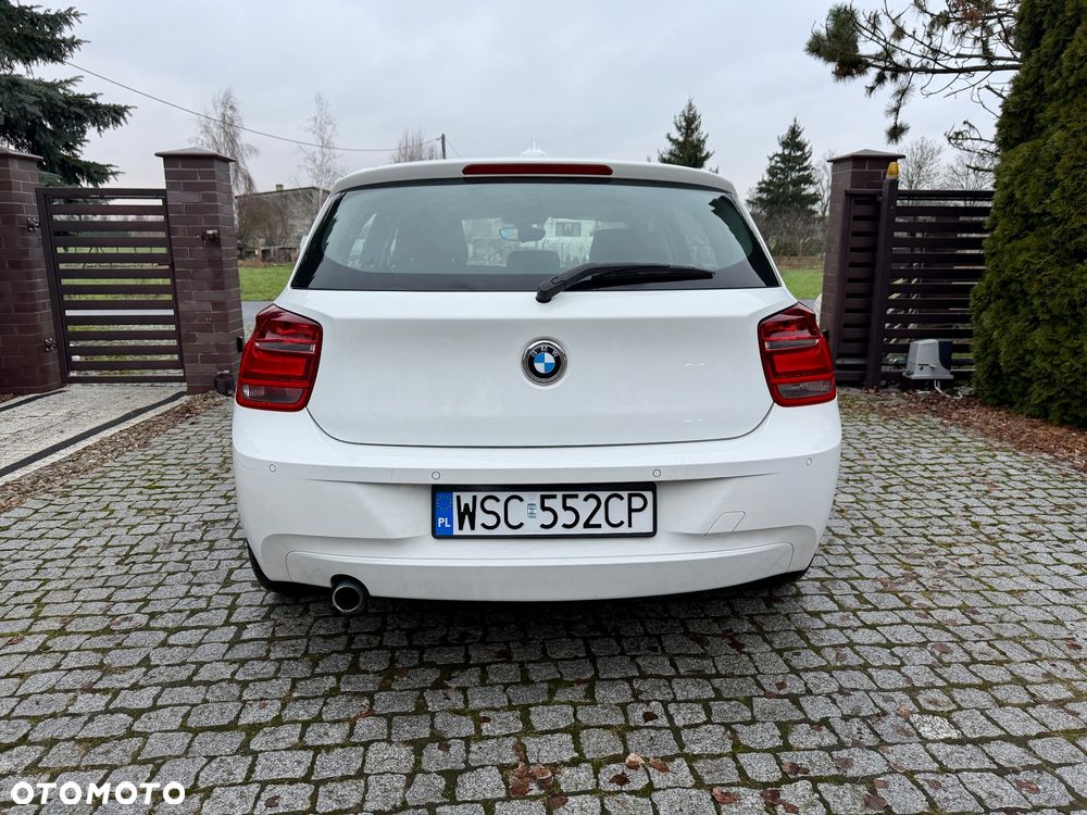 BMW Seria 1 116d - 15