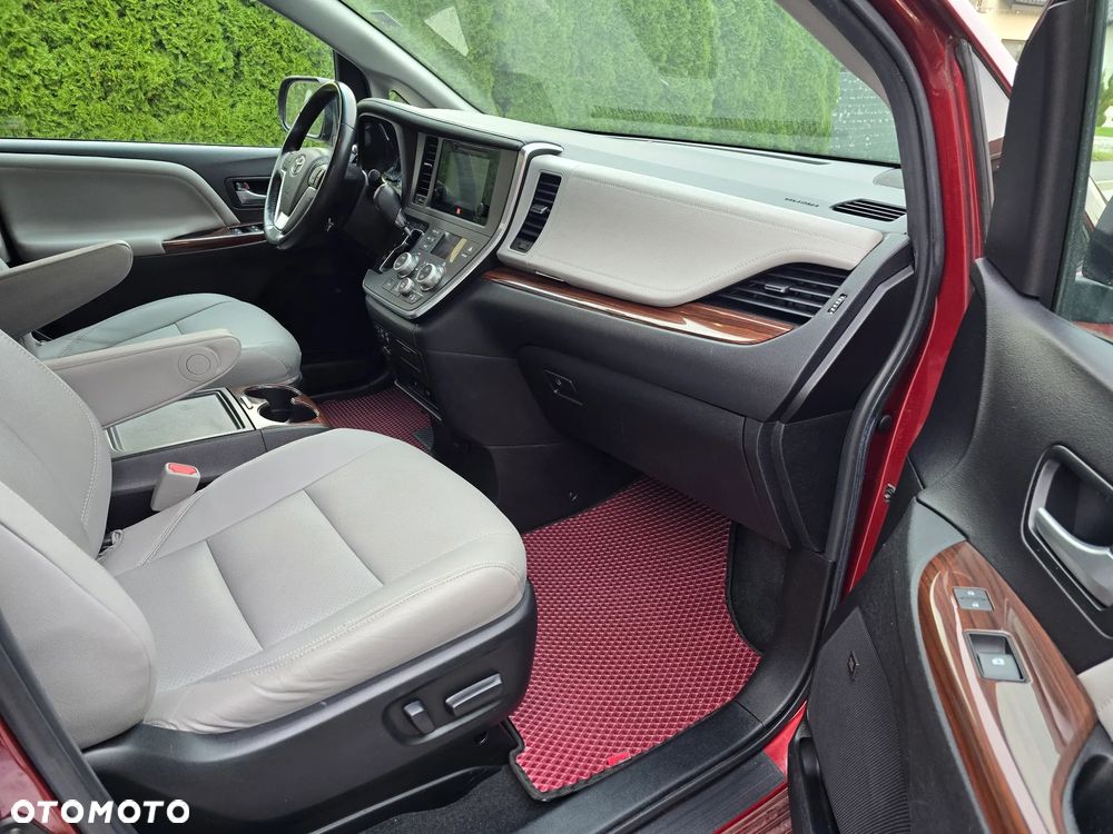 Toyota Sienna 3.5 V6 Limited AWD - 11