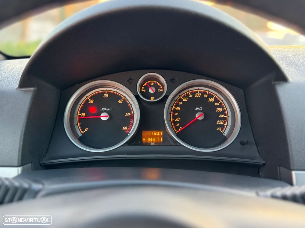 Opel Astra GTC 1.7 CDTI - 9