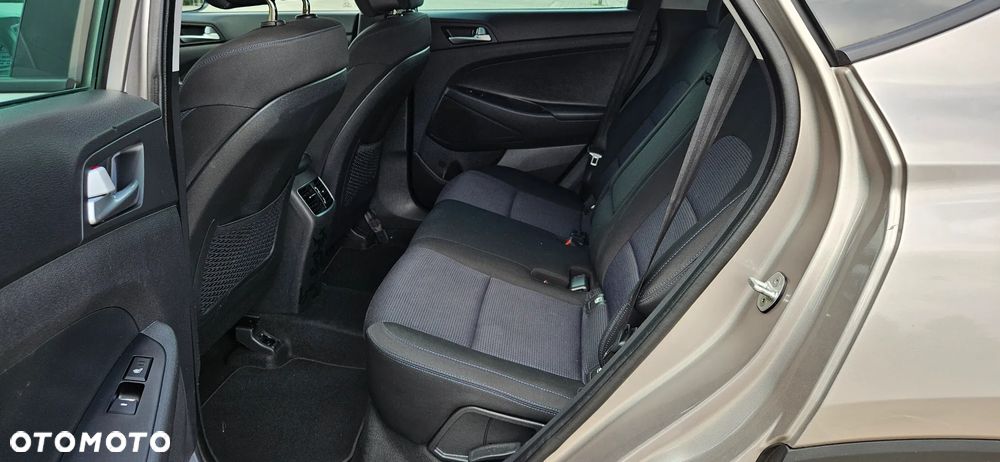 Hyundai Tucson 2.0 CRDi 4WD Automatik Advantage - 7