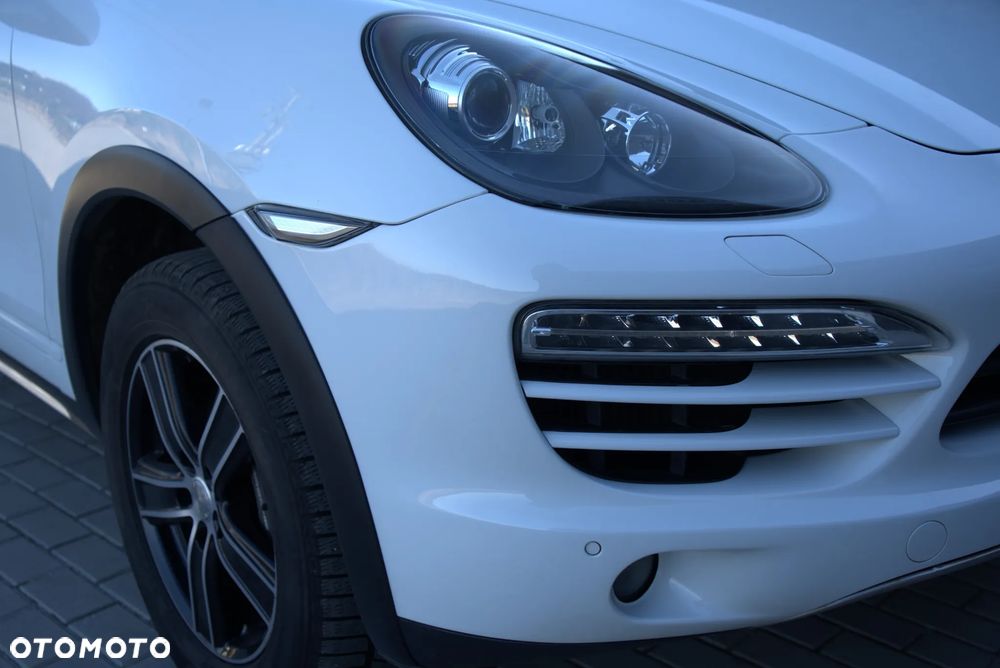 Porsche Cayenne - 20