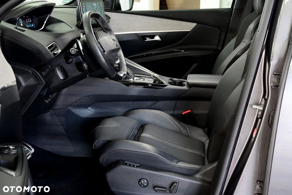 Peugeot 3008 1.6 PureTech Hybrid4 PHEV GT S&S EAT8 - 19