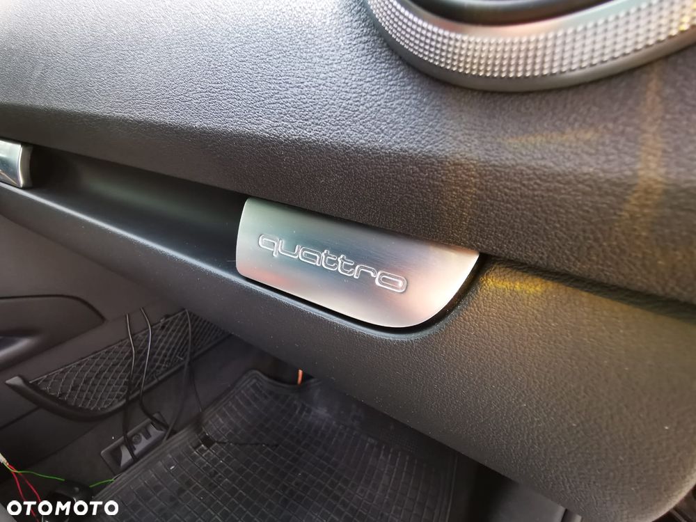 Audi A3 Sportback 2.0 TDI DPF quattro Ambition - 5