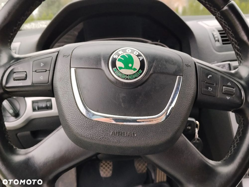 Skoda Octavia 2.0 TDI DPF Elegance - 24