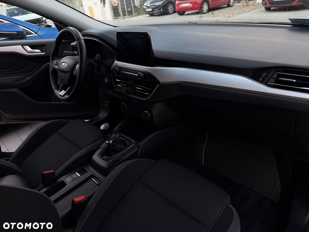 Ford Focus 1.0 EcoBoost Trend Edition Business - 21