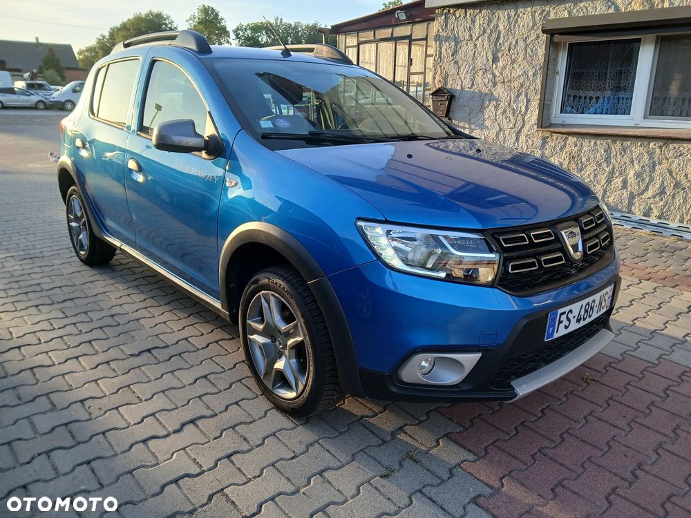 Dacia Sandero - 3