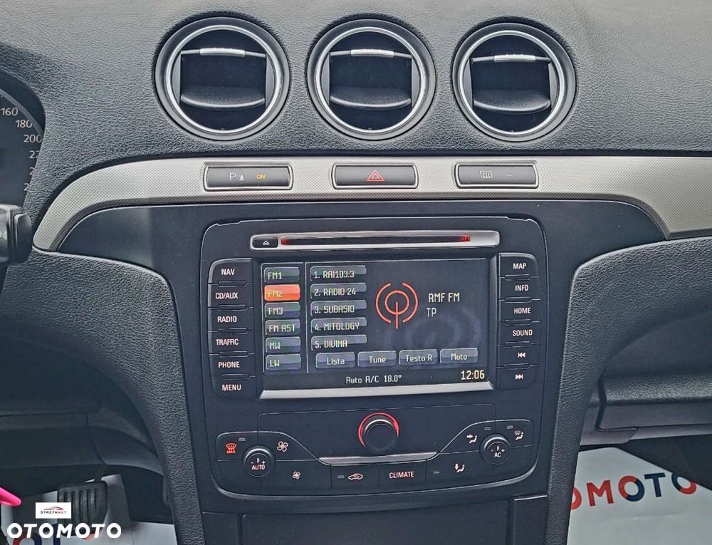 Ford S-Max - 9