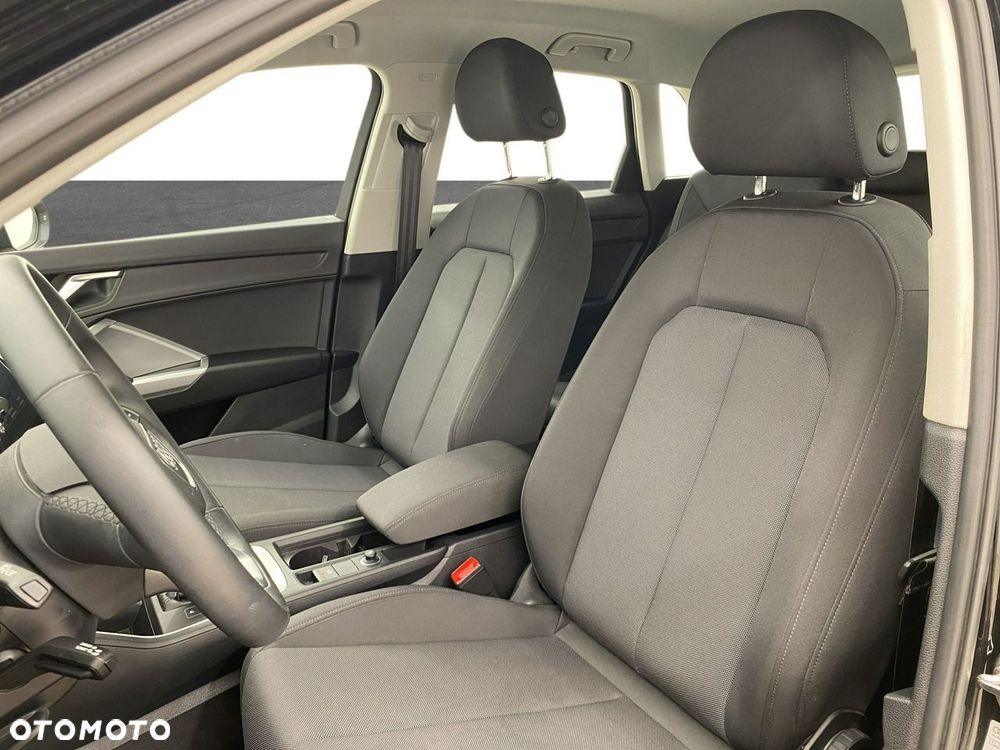 Audi Q3 - 17