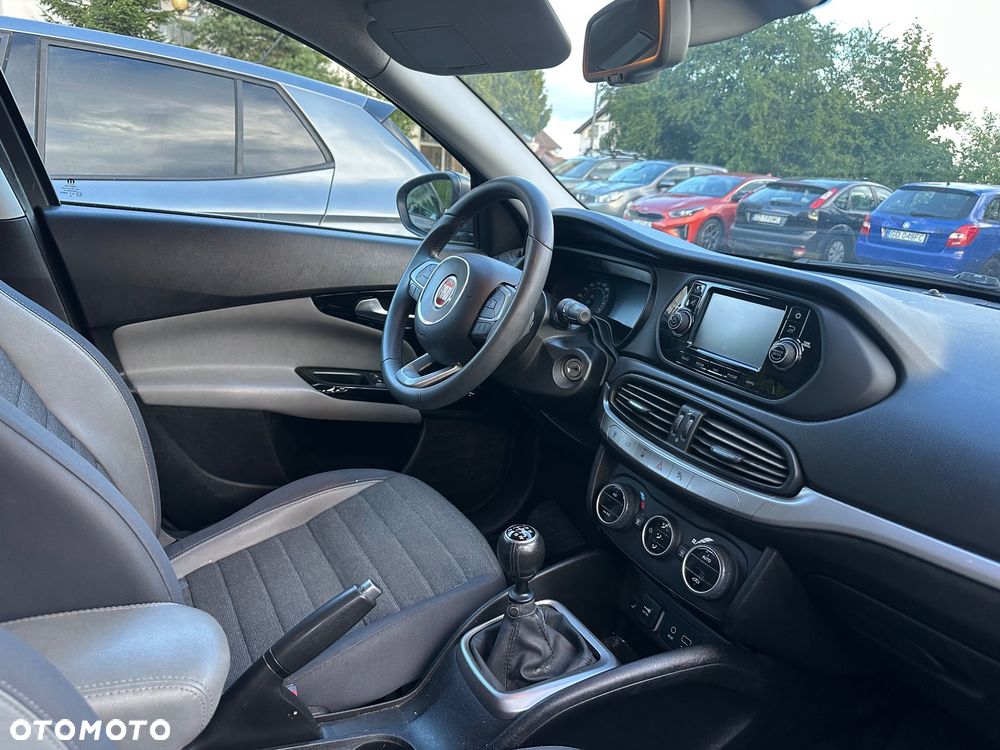 Fiat Tipo 1.4 16V Lounge - 8