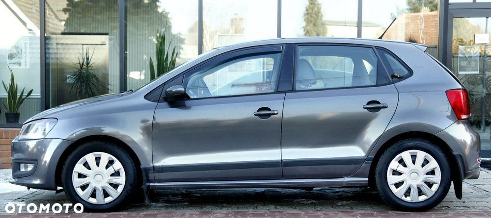 Volkswagen Polo 1.4 16V Comfortline - 23