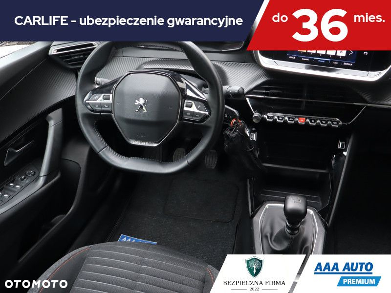 Peugeot 2008 - 8