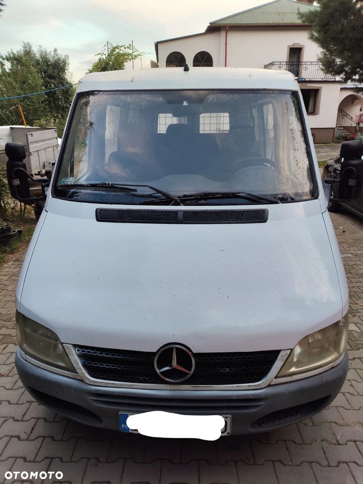 Mercedes-Benz Sprinter - 1