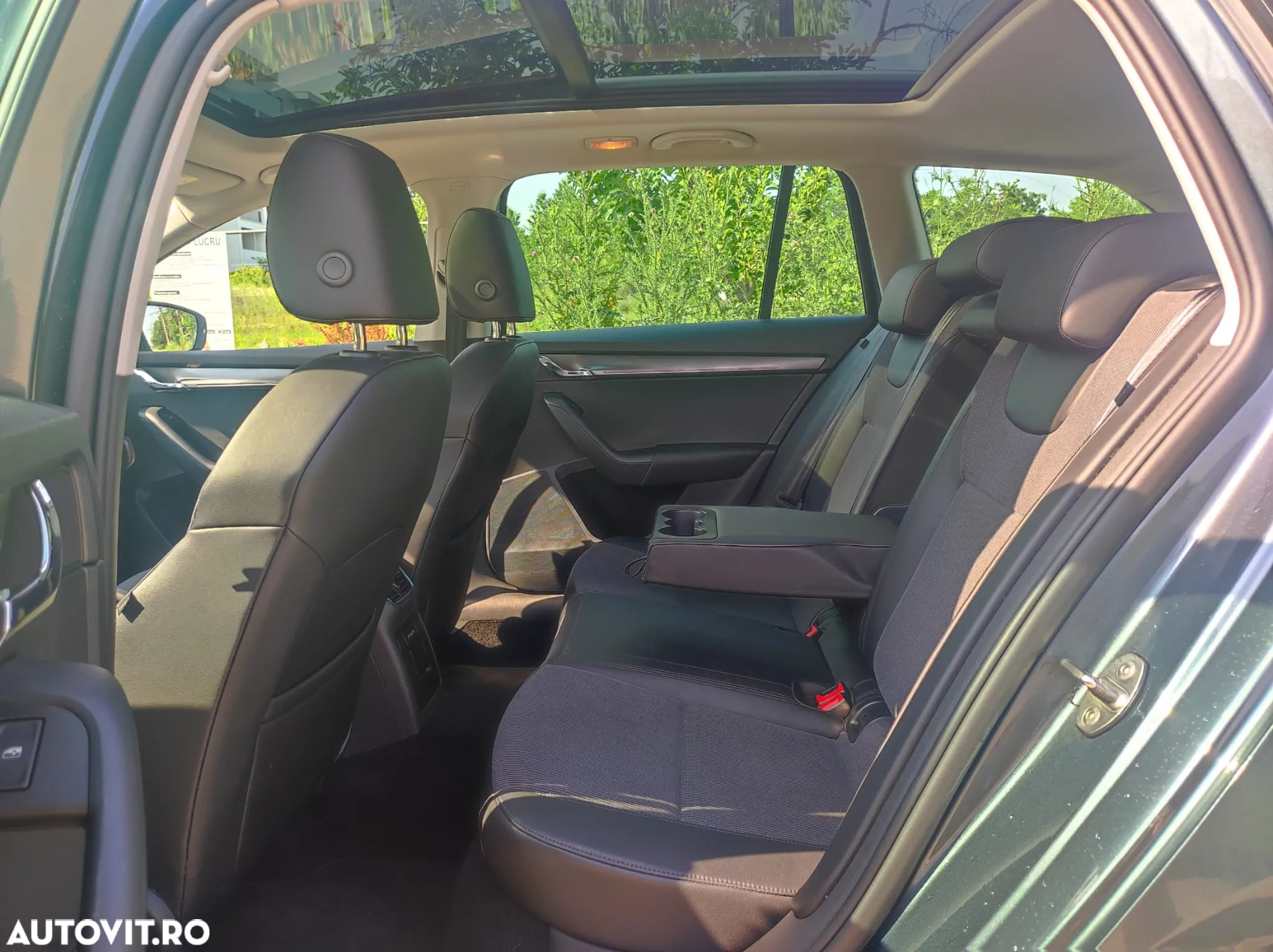 Skoda Octavia Combi Diesel 1.6 TDI Style - 13