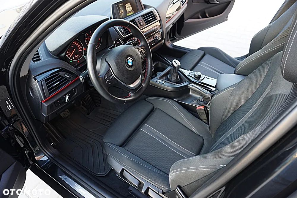 BMW Seria 1 116d EfficientDynamics Edition Sport Line - 18