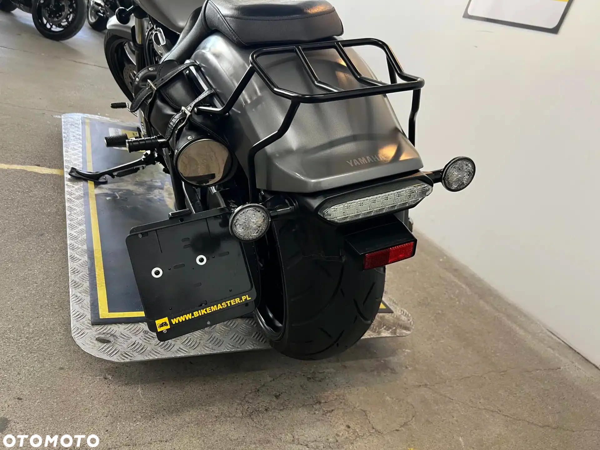 Yamaha XVS - 26