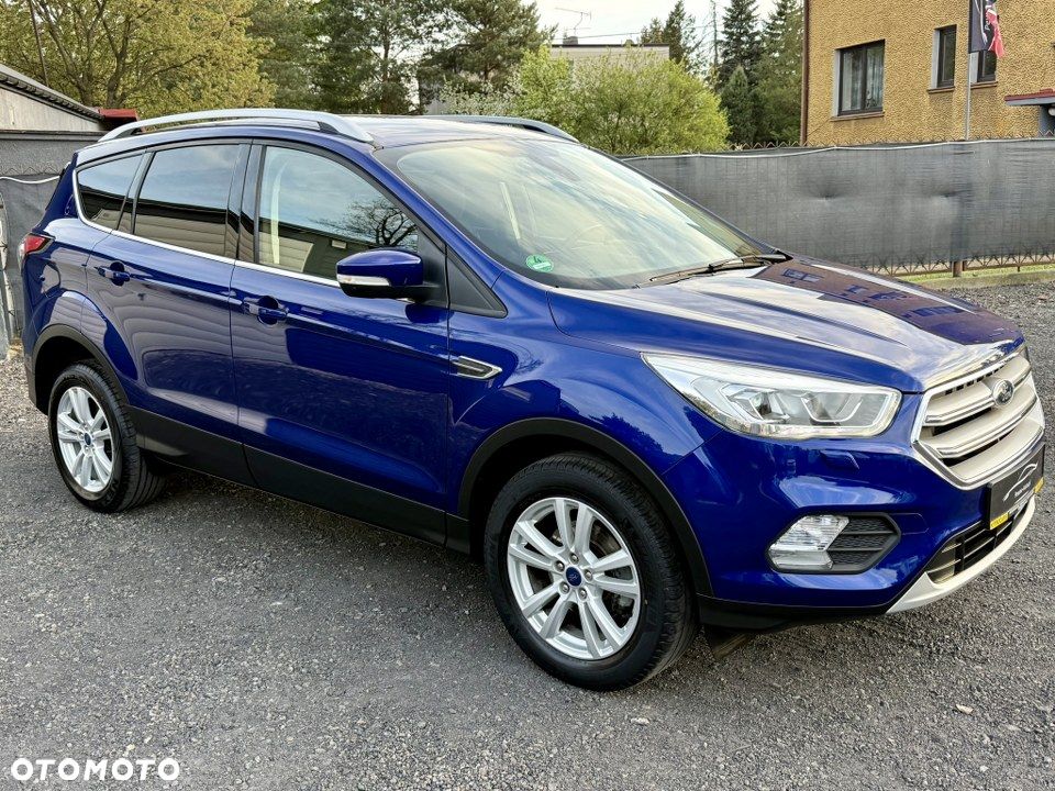 Ford Kuga 1.5 EcoBoost 2x4 Titanium - 5