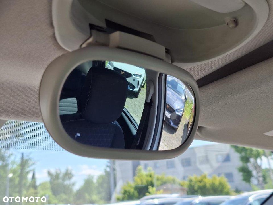 Renault Scenic - 32