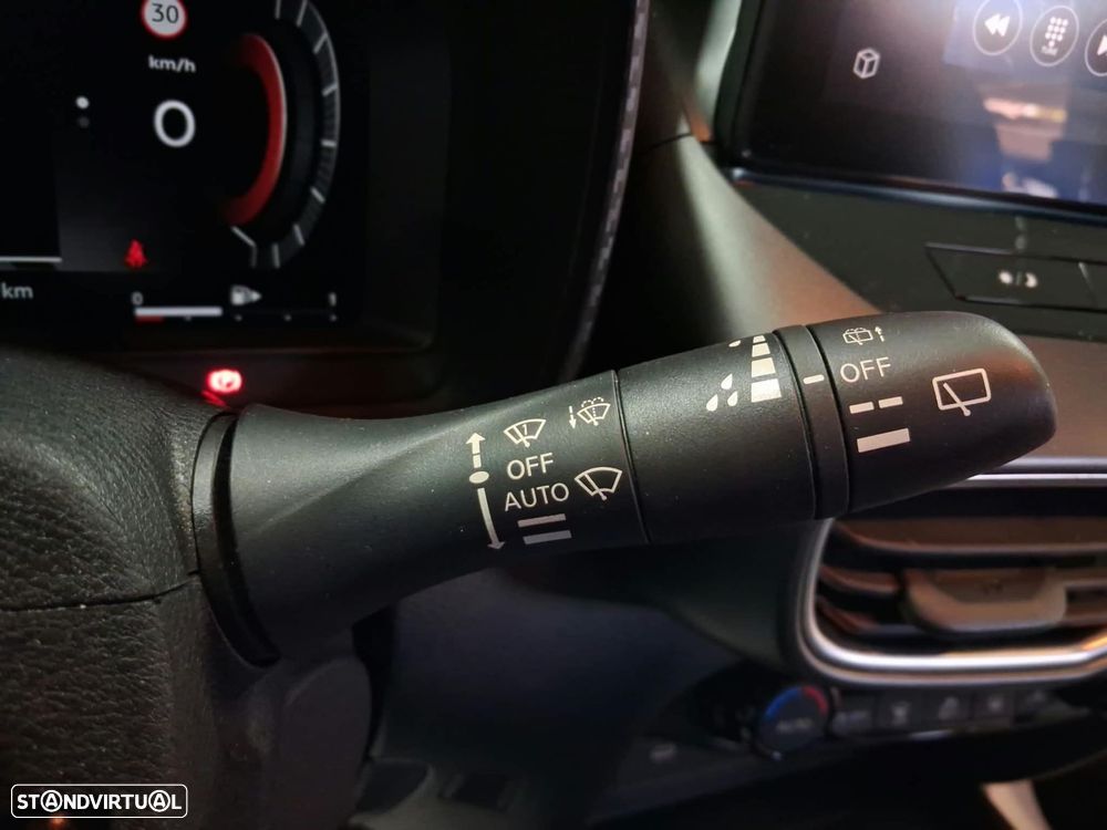 Nissan Juke 1.0 DIG-T N-Connecta DCT - 19