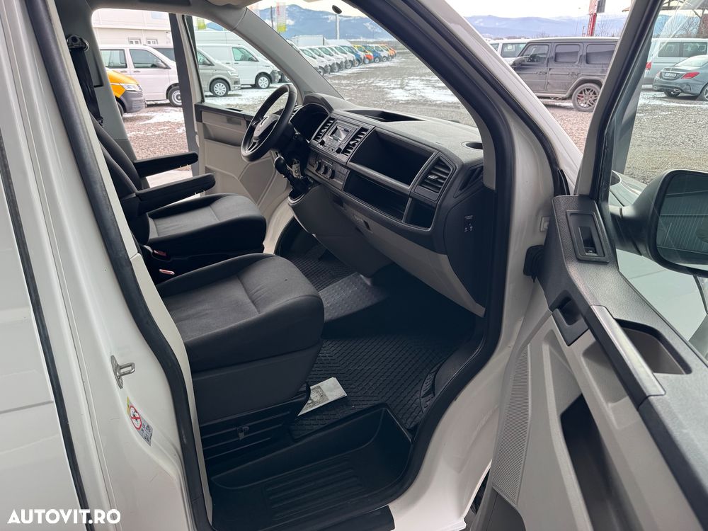 Volkswagen Transporter - 15