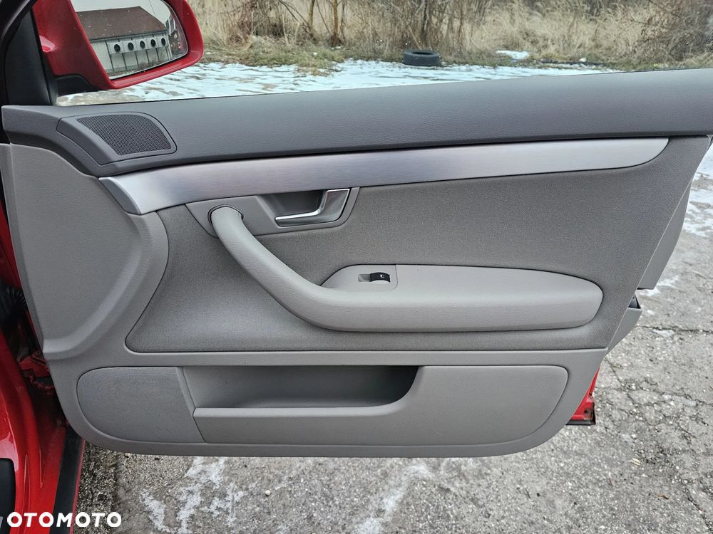 Audi A4 Avant 2.0 TDI - 32