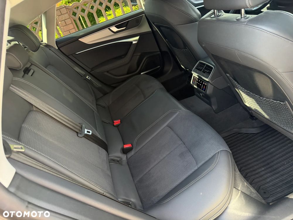 Audi A7 Sportback 55 TFSI e Quattro S tronic - 33