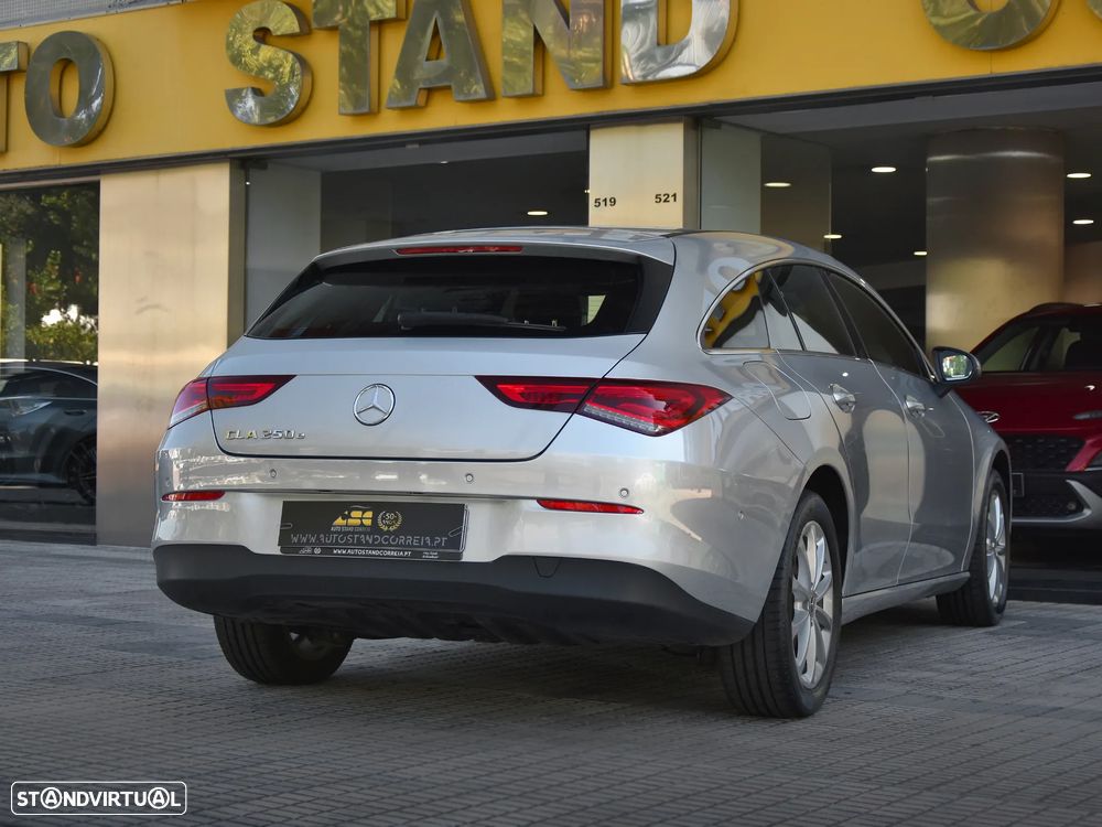 Mercedes-Benz CLA 250 e Shooting Brake Progressive - 4
