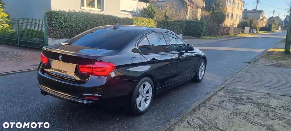 BMW Seria 3 320d xDrive Sport Line - 8