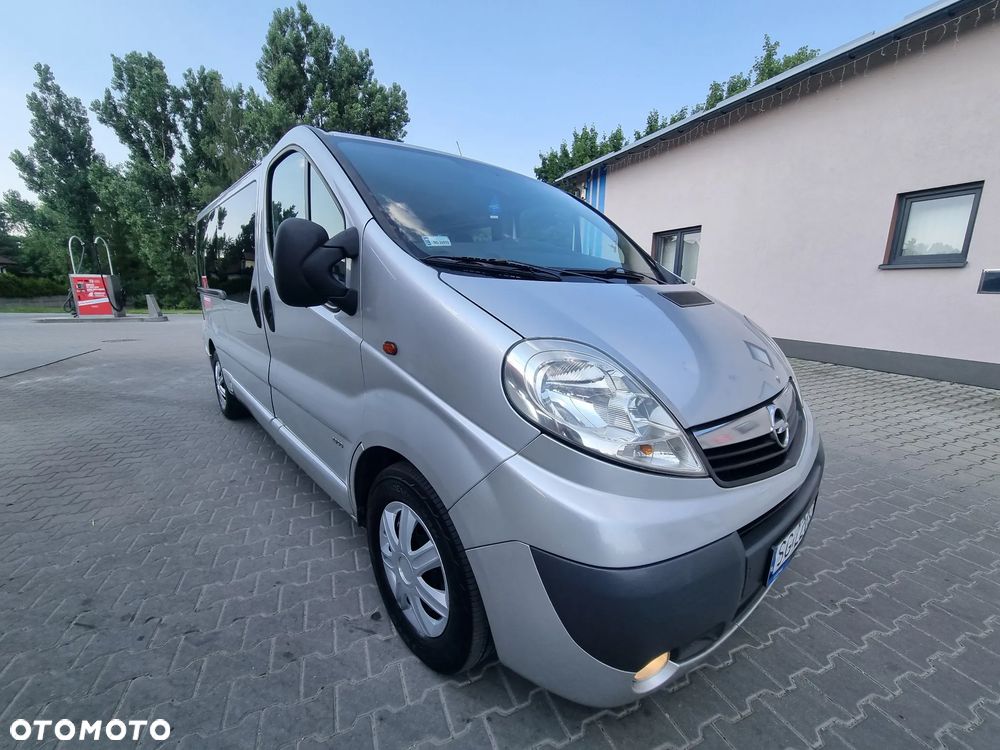 Opel Vivaro - 11