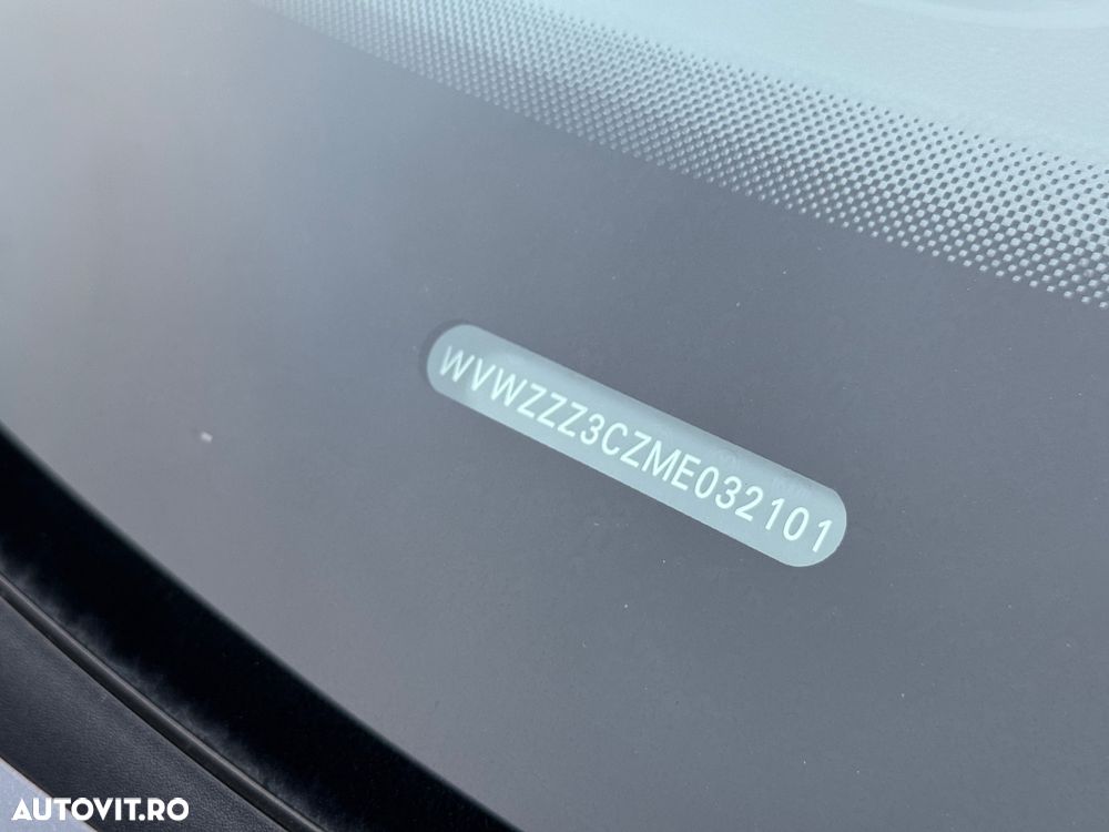 Volkswagen Passat 2.0 TDI DSG Highline - 25