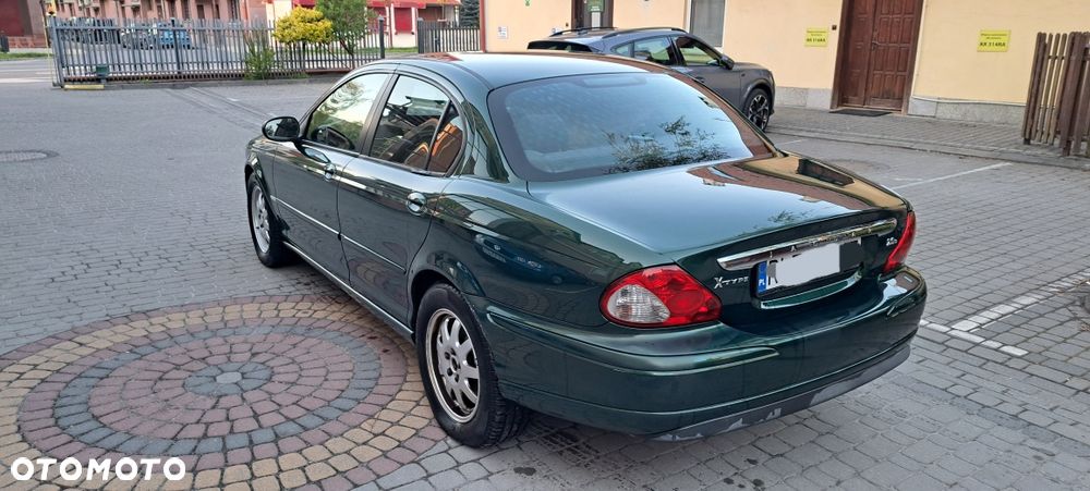 Jaguar X-Type - 3