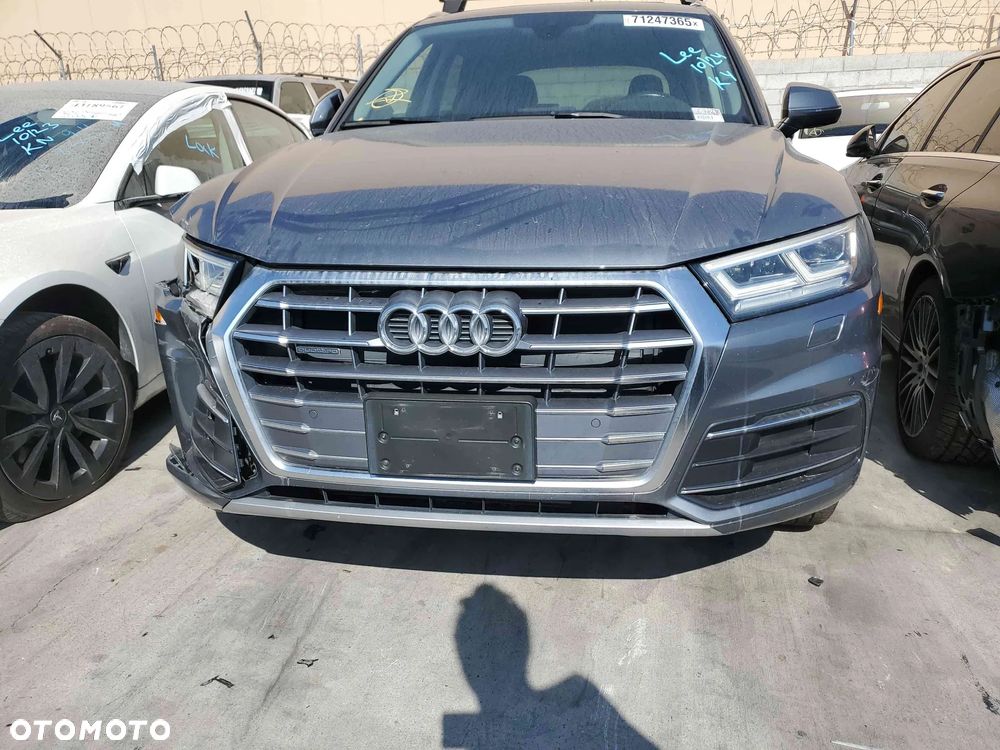 Audi Q5 2.0 TFSI quattro S tronic design - 2