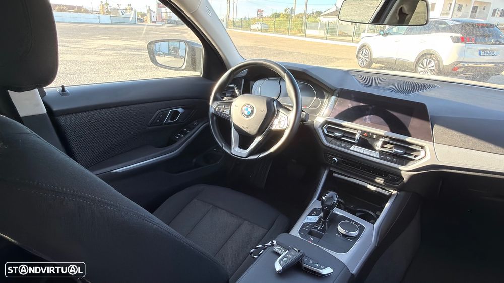 BMW 330 e Corporate Edition Auto - 28
