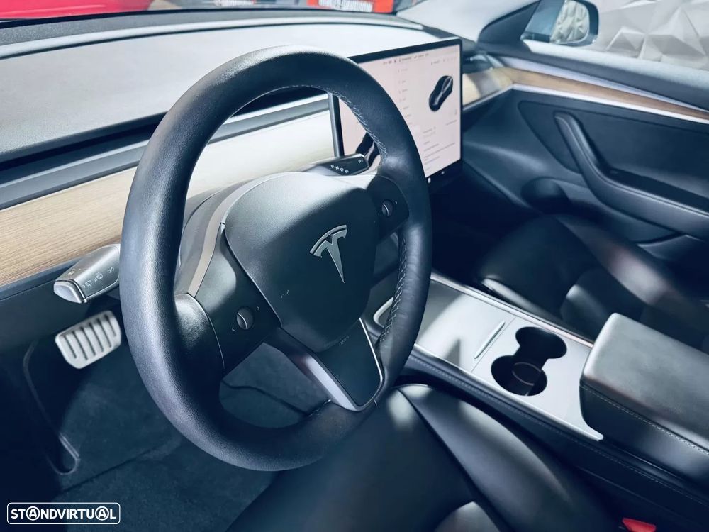 Tesla Model 3 Long Range AWD Dual Motor Performance - 28