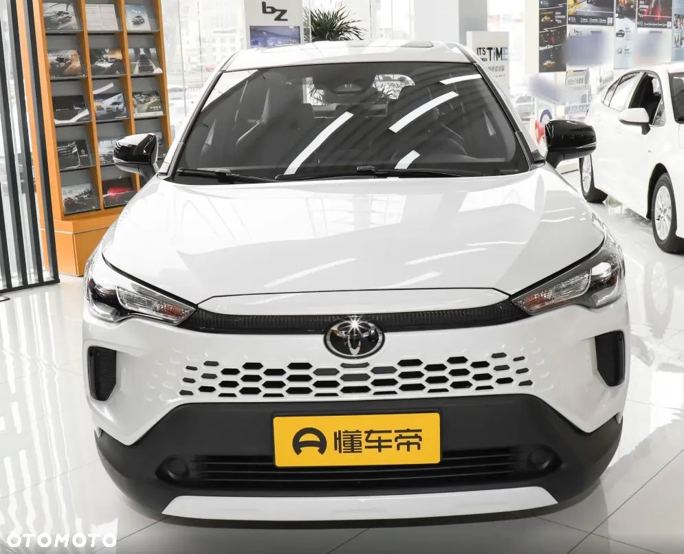 Toyota Corolla Cross - 2