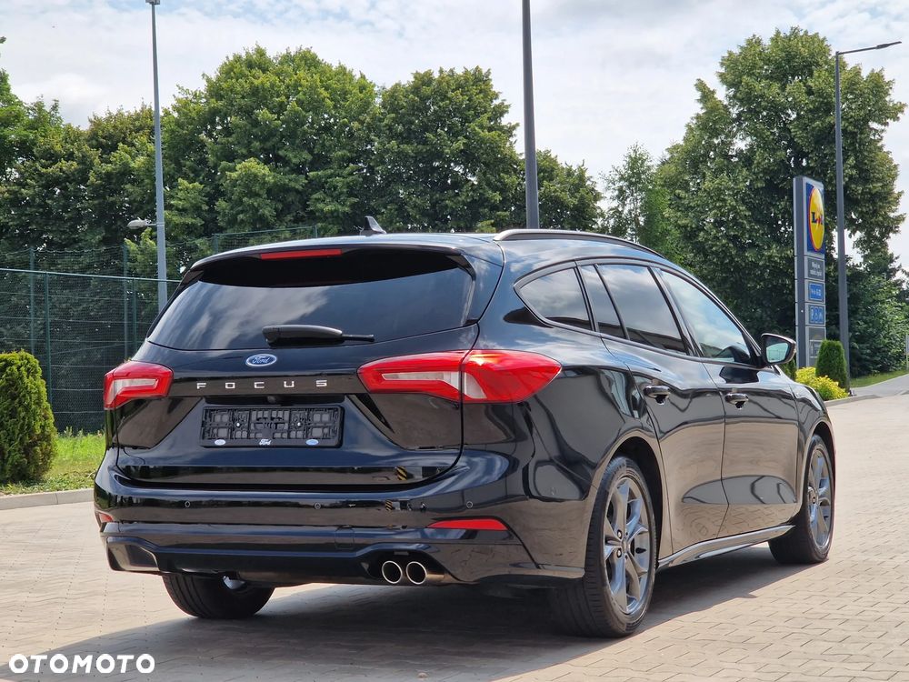 Ford Focus 1.0 EcoBoost Start-Stopp-System ST-LINE DESIGN - 15