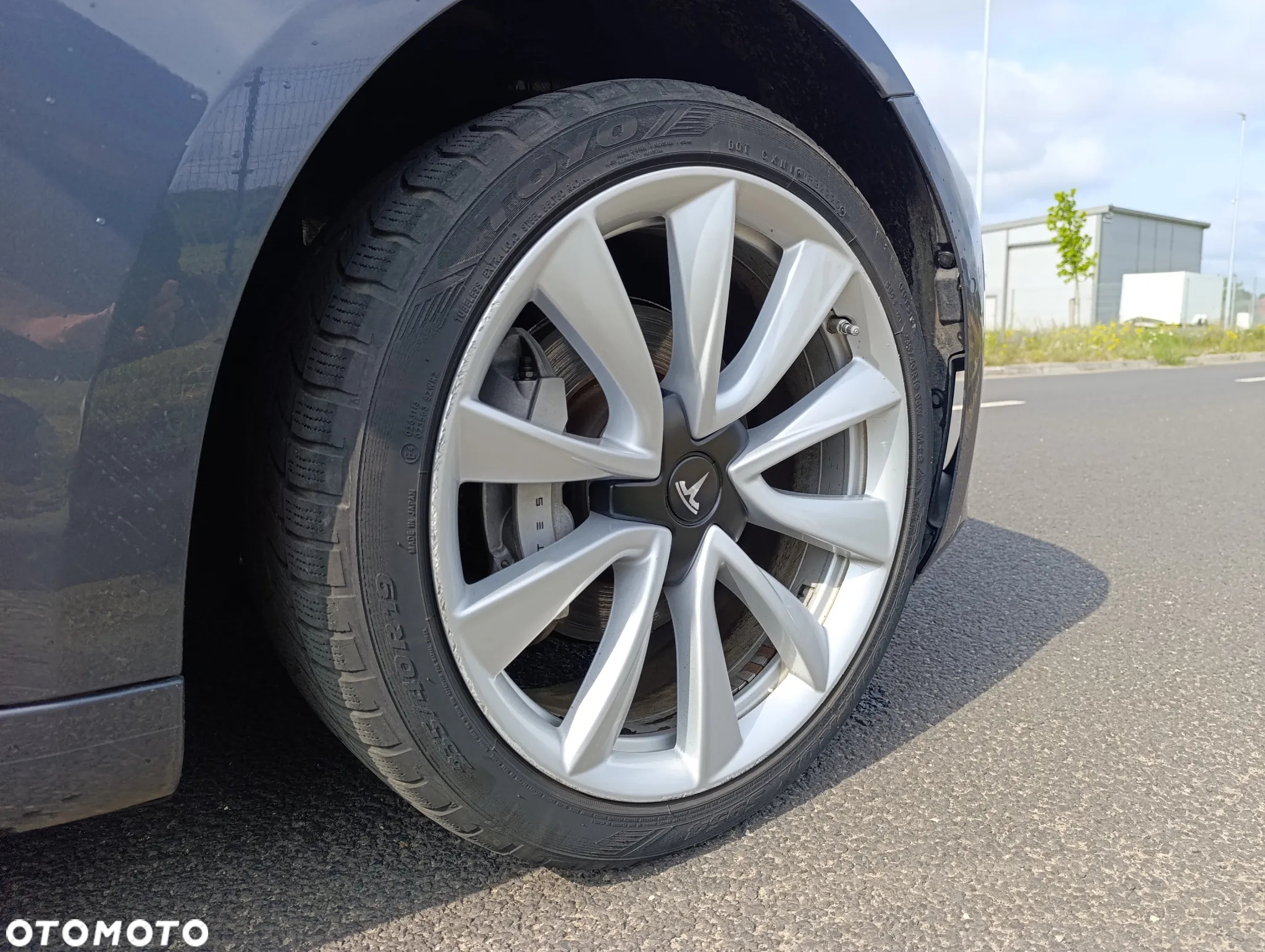 Tesla Model 3 Standard Reichweite Plus Hinterradantrieb - 9
