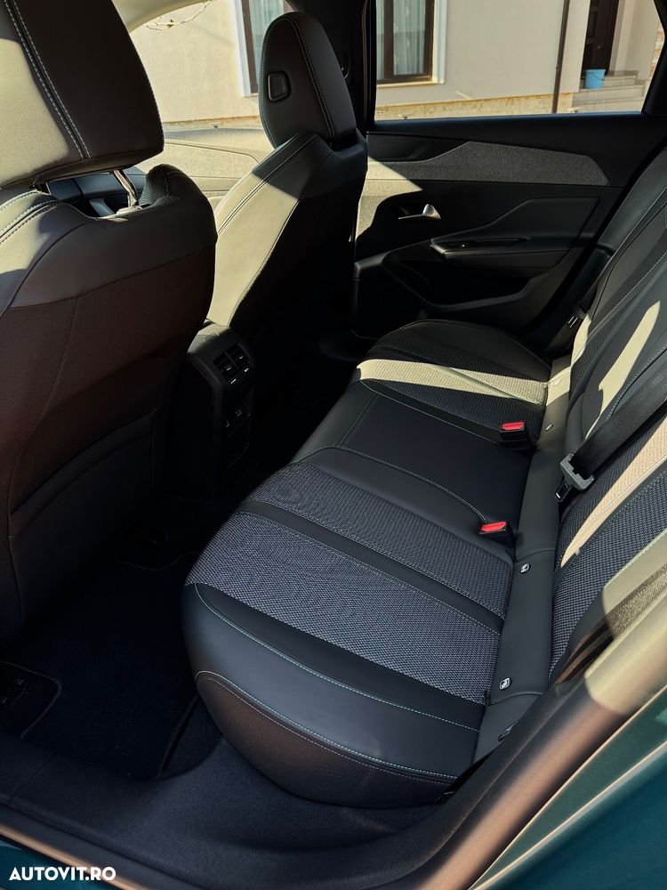 Peugeot 308 1.6L 180 EAT8 PHEV Allure - 21