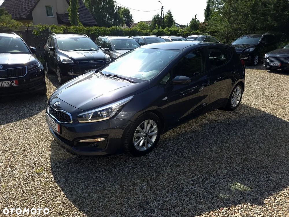 Kia Ceed 1.4 L Business Line - 3