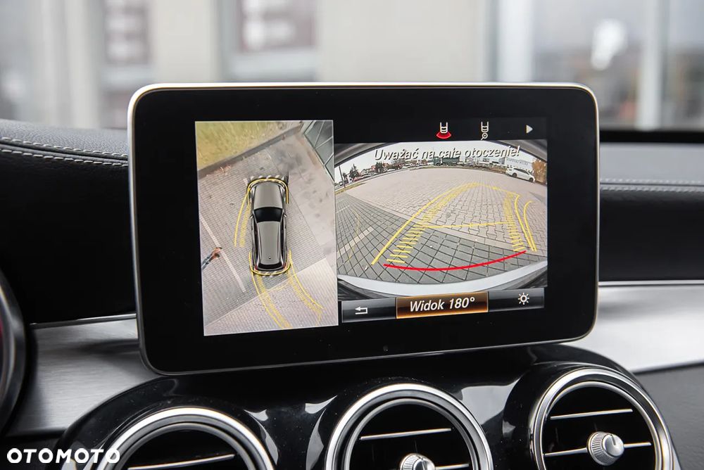 Mercedes-Benz Klasa C 400 4-Matic 9G-TRONIC - 24