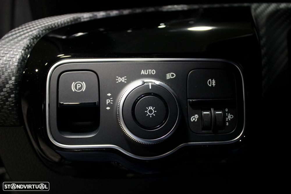 Mercedes-Benz A 250 e - 14