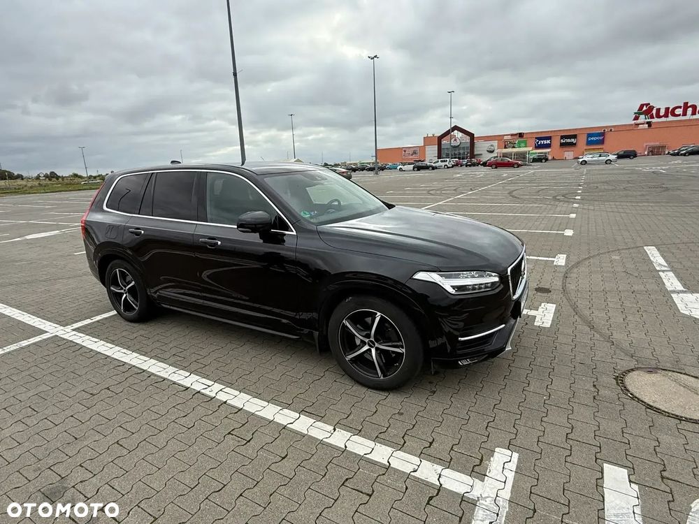 Volvo XC 90 D5 AWD Momentum - 8