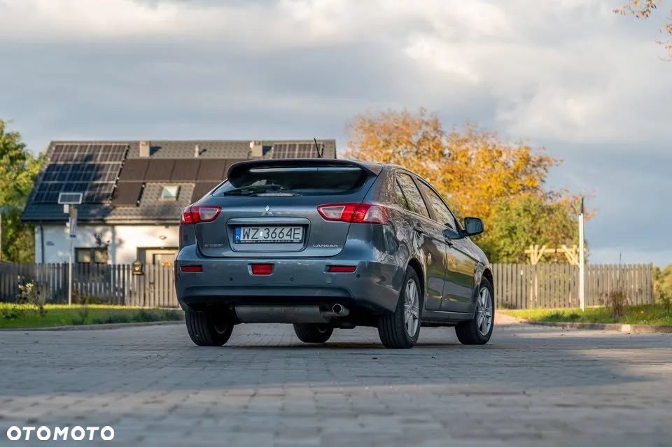 Mitsubishi Lancer 1.8 Intense - 1