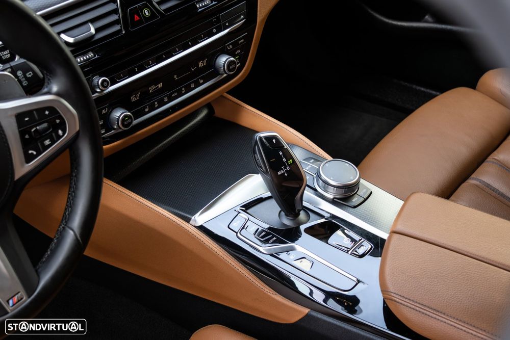 BMW 520 - 22