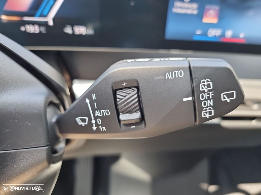 BMW iX xDrive 45 Pack Desportivo - 21