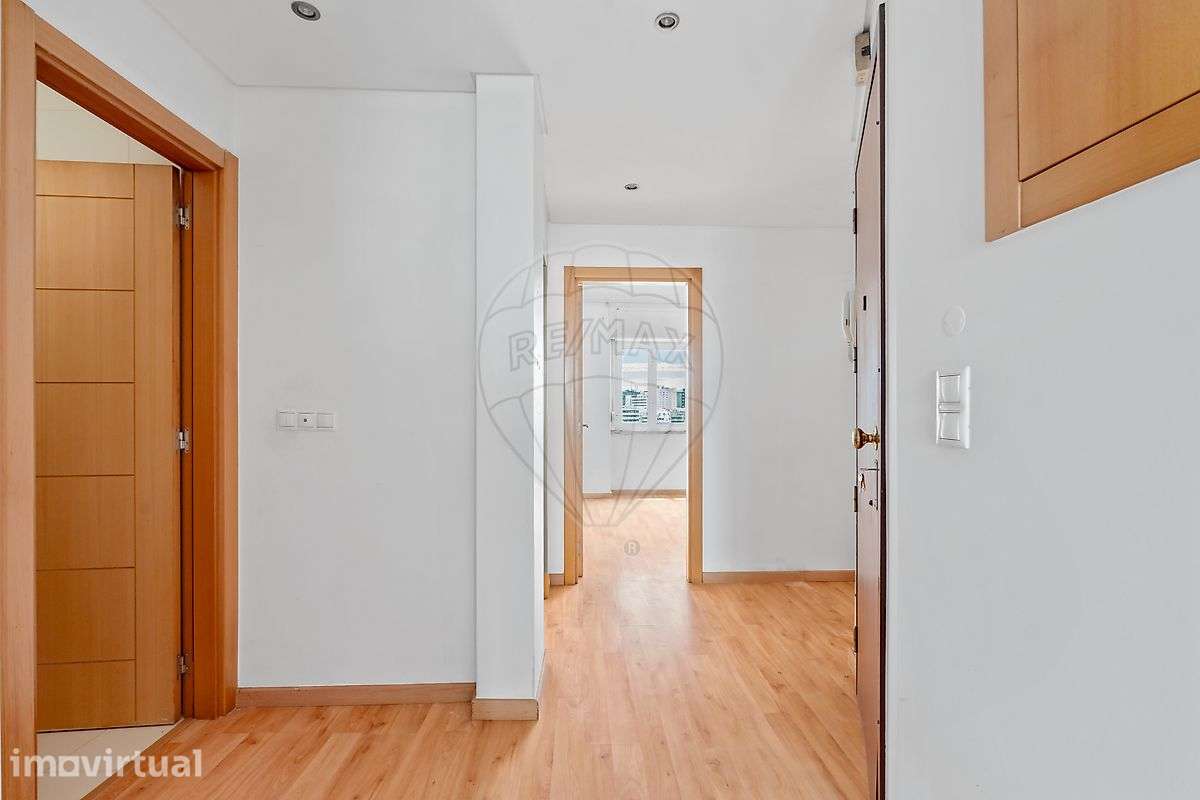 Apartamento T2 para arrendamento - Grande imagem: 3/26