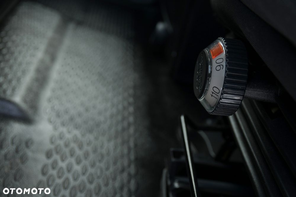 Iveco DAILY 35-180 * 3.0 Diesel 180KM * AUTOLAWETA * HiMATIC * NAVI * KAMERA COFANIA * IDEALNY STAN! - 28