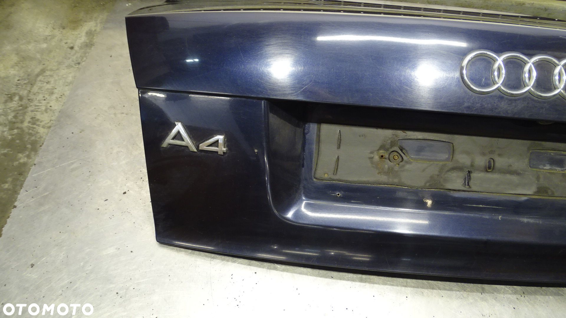 KLAPA TYŁ BAGAŻNIKA AUDI A4 B6 2.0 - 16