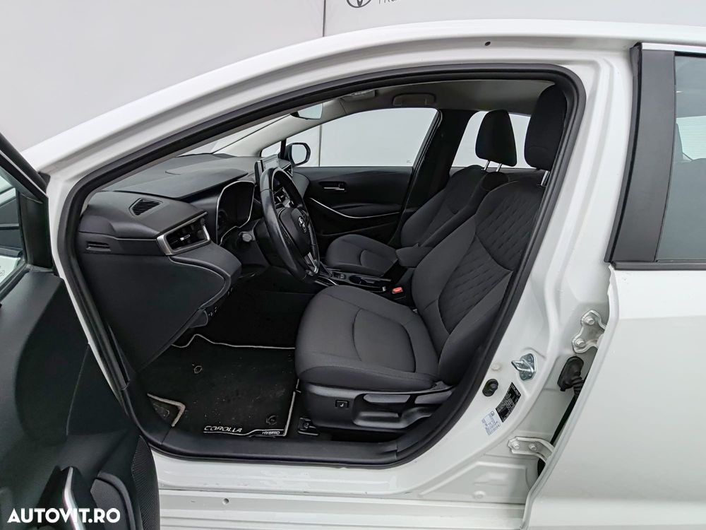 Toyota Corolla 1.8 HSD Business - 5