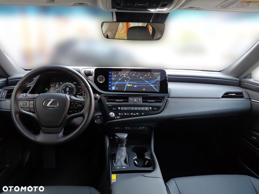 Lexus ES 300h Business Edition - 12