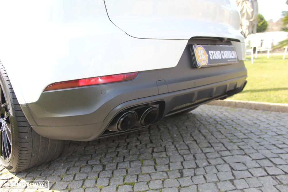 Porsche Cayenne Coupé Tiptronic S Platinum Edition - 13